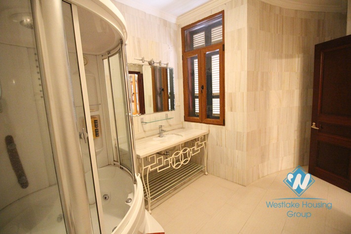 A nice house for rent with lake view in Tay Ho